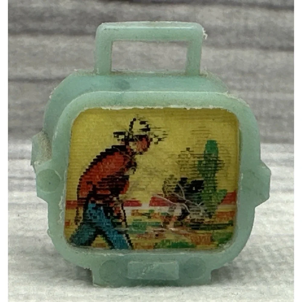 1960'S COWBOY GUNFIGHT DUEL LENTICULAR FLICKER TV MINIATURE  - LUNDBY?     *13‎